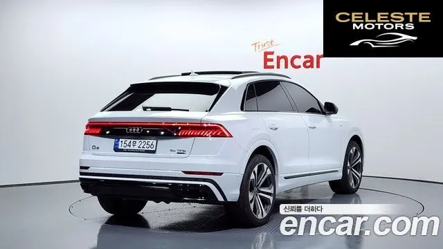 AUDI Q8 (4M) 55 TFSI Quattro Premium 2023 — photo 2 sur 20