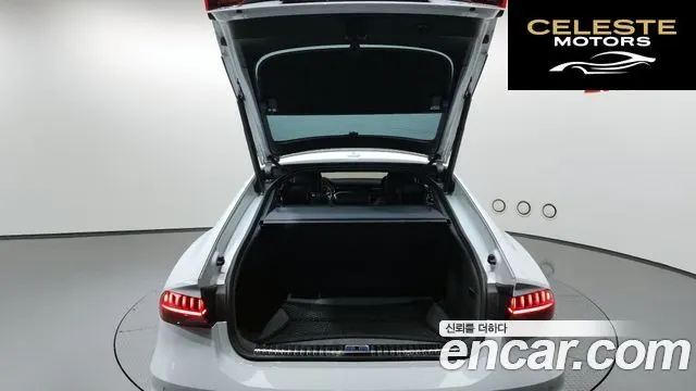 AUDI A7 (4K) 55 TFSI Quattro Premium 2020 — photo 20 sur 26