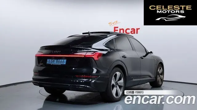 AUDI e-55 Quattro Sportback 2021 — photo 2 sur 20