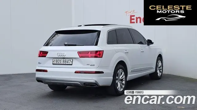 AUDI Q7 (4M) 45 TFSI Quattro 2019 — photo 2 sur 20