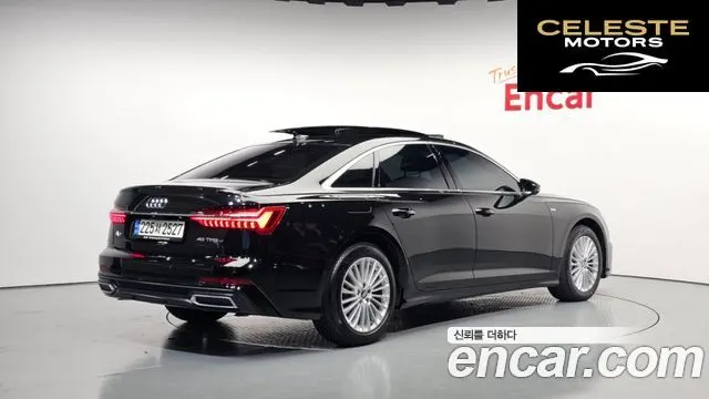 AUDI A6 (C8) 45 TFSI Premium 2021 — photo 2 sur 20