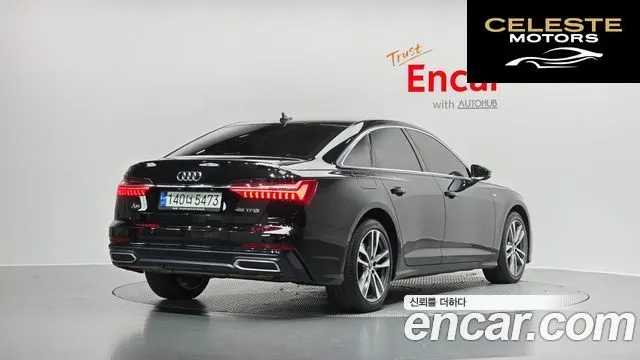 AUDI A6 (C8) 45 TFSI Premium 2021 — photo 2 sur 20