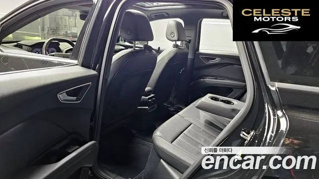 AUDI Q4 e-(F4) 40 2023 — photo 11 sur 26
