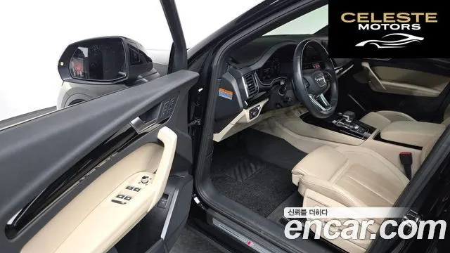 AUDI Q5 (FY) 45 TFSI Quattro Premium 2021 — photo 11 sur 26