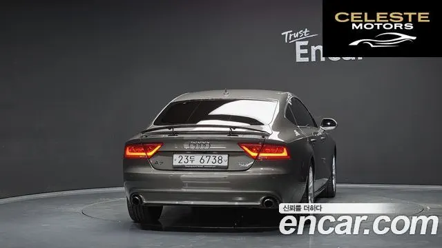 AUDI A7 3.0 TFSI Quattro Dynamic 2012 — photo 4 sur 20
