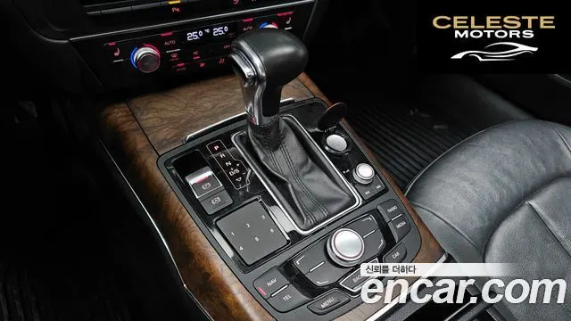 AUDI A7 3.0 TFSI Quattro Dynamic 2012 — photo 9 sur 20