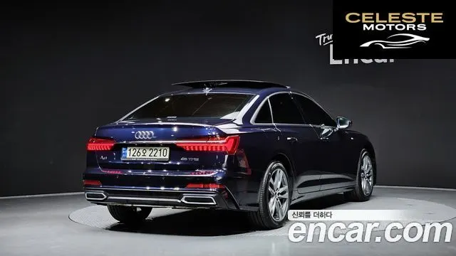 AUDI A6 (C8) 45 TFSI Premium 2021 — photo 2 sur 20
