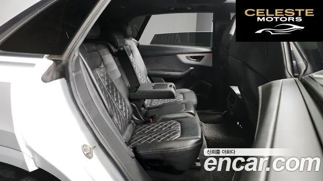 AUDI Q8 (4M) 50 TDI Quattro Premium 2020 — photo 12 sur 20