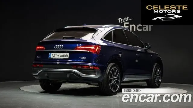 AUDI Q5 (FY) 40 TDI Quattro Premium Sportback 2022 — photo 2 sur 20