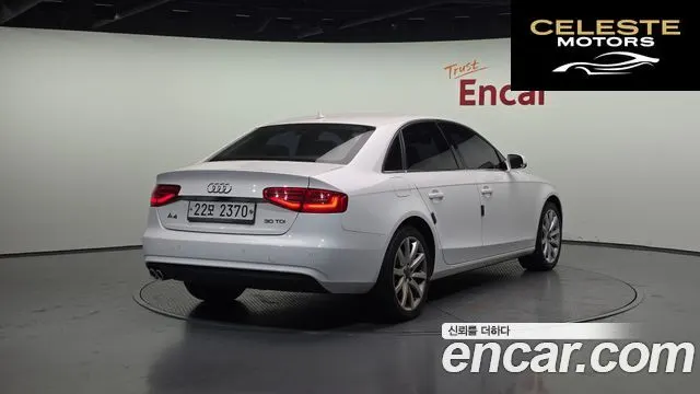 AUDI A4 30 TDI Dynamic 2015 — photo 2 sur 20