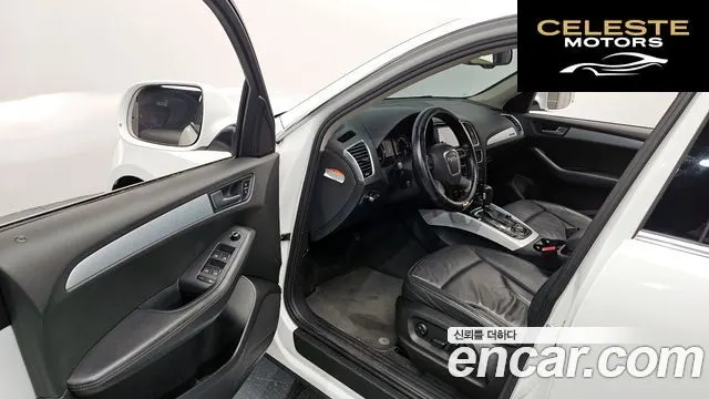 AUDI Q5 2.0 TDI Quattro 2012 — photo 10 sur 26