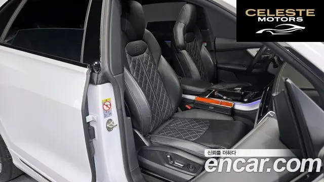 AUDI Q8 (4M) 55 TFSI Quattro Premium 2023 — photo 12 sur 20