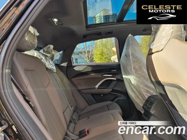 AUDI Q5 (80A) 40 TDI Quattro S Line Sportback 2025 — photo 10 sur 25