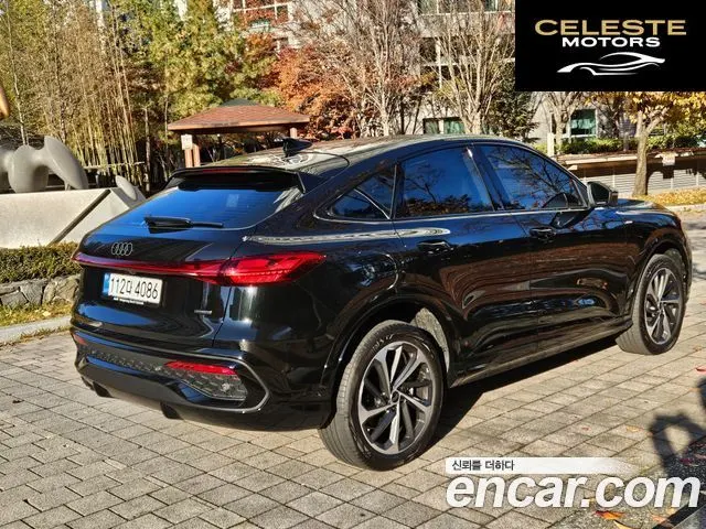 AUDI Q5 (80A) 40 TDI Quattro S Line Sportback 2025 — photo 2 sur 25