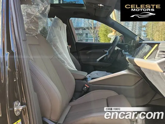 AUDI Q5 (80A) 40 TDI Quattro S Line Sportback 2025 — photo 9 sur 25