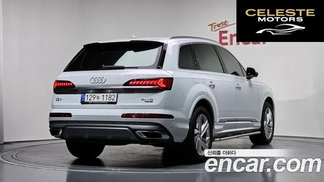 AUDI Q7 (4M) 45 TDI Quattro Premium 2022 — photo 2 sur 26