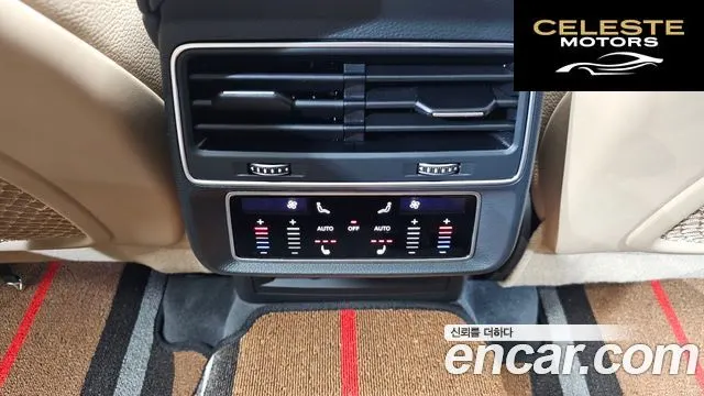 AUDI Q8 (4M) 45 TDI Quattro Premium 2021 — photo 18 sur 20