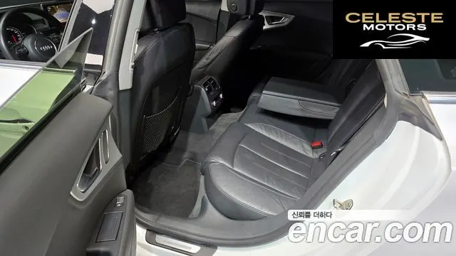 AUDI A7 3.0 TFSI Quattro 2012 — photo 11 sur 20
