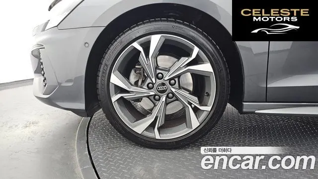 AUDI A3 (8Y) 40 TFSI Premium 2023 — photo 5 sur 20