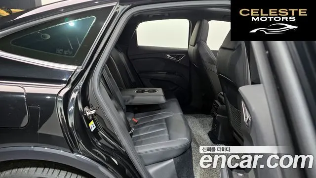 AUDI Q4 e-(F4) 40 Premium Sportback 2022 — photo 12 sur 20