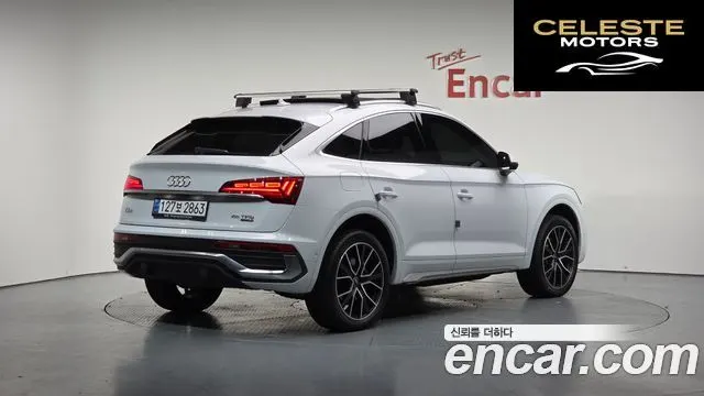 AUDI Q5 (FY) 45 TFSI Quattro Premium Sportback 2023 — photo 2 sur 20