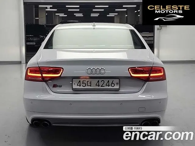 AUDI S8 4.0 TFSI Quattro 2013 — photo 3 sur 25