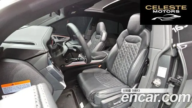 AUDI Q8 (4M) 50 TDI Quattro Premium 2021 — photo 10 sur 20