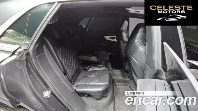AUDI Q8 (4M) 50 TDI Quattro Premium 2021 — photo 12 sur 20