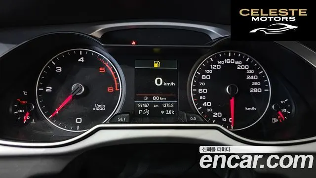 AUDI A4 30 TDI Dynamic 2015 — photo 8 sur 20