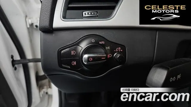 AUDI A4 30 TDI Dynamic 2015 — photo 18 sur 20