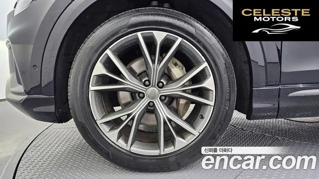 AUDI Q8 (4M) 50 TDI Quattro Premium 2021 — photo 5 sur 20