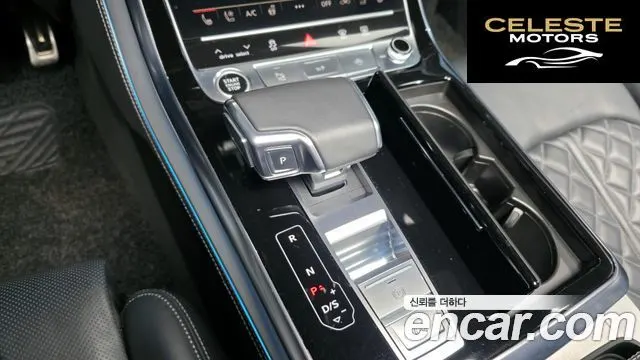 AUDI Q8 (4M) 55 TFSI Quattro Premium 2021 — photo 9 sur 20