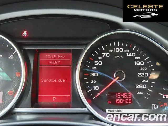AUDI Q7 3.0 TDI Quattro 2010 — photo 8 sur 26