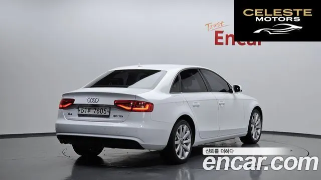 AUDI A4 30 TDI Dynamic 2015 — photo 2 sur 20