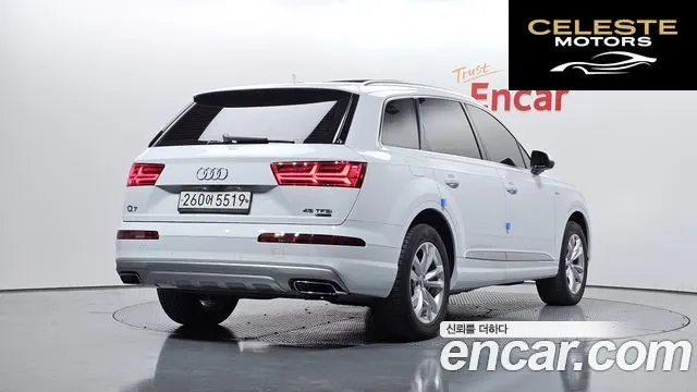 AUDI Q7 (4M) 45 TFSI Quattro 2019 — photo 2 sur 20