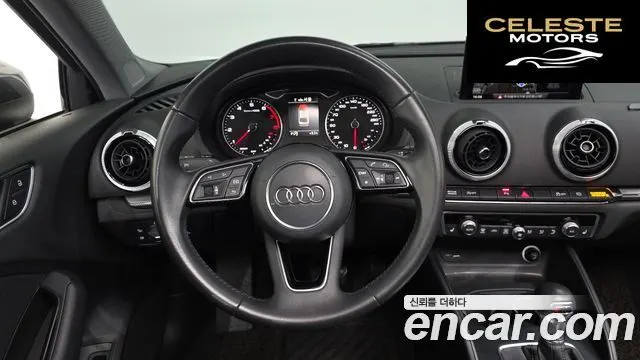 AUDI A3 40 TFSI 2018 — photo 13 sur 20