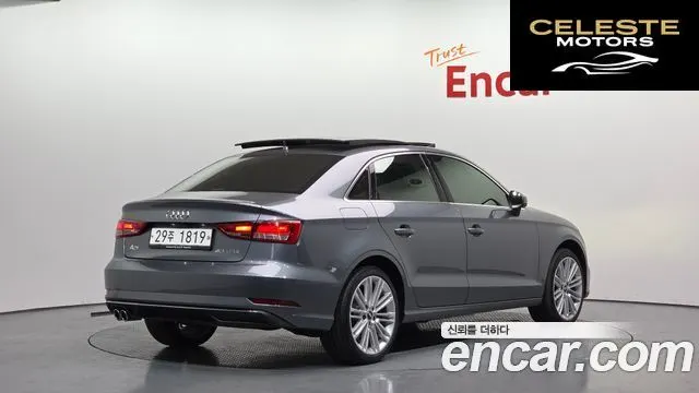 AUDI A3 40 TFSI 2018 — photo 2 sur 20