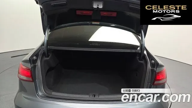 AUDI A3 40 TFSI 2018 — photo 20 sur 20