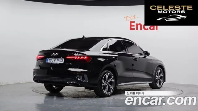AUDI A3 (8Y) 40 TFSI Premium 2023 — photo 2 sur 20