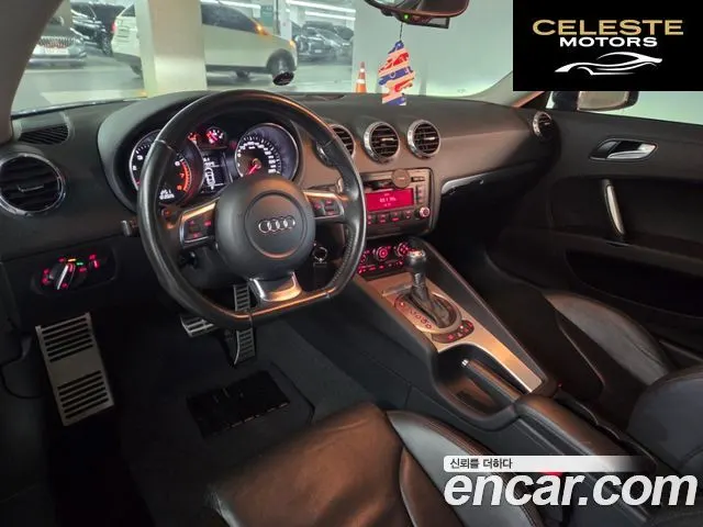 AUDI TT Coupé 2.0 TFSI 2010 — photo 12 sur 26