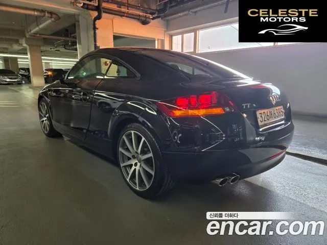 AUDI TT Coupé 2.0 TFSI 2010 — photo 5 sur 26