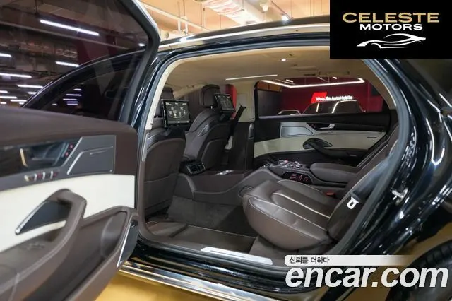 AUDI A8 6.3 FSI Quattro LWB 2011 — photo 18 sur 26