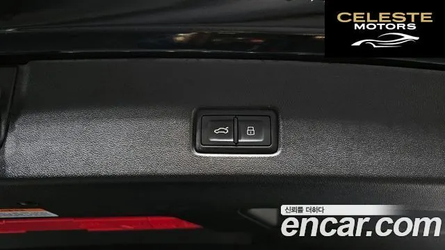 AUDI Q4 e-(F4) 40 Premium 2022 — photo 18 sur 20
