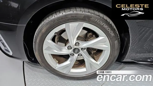 AUDI A4 (B9) 40 TFSI Premium 2021 — photo 5 sur 20