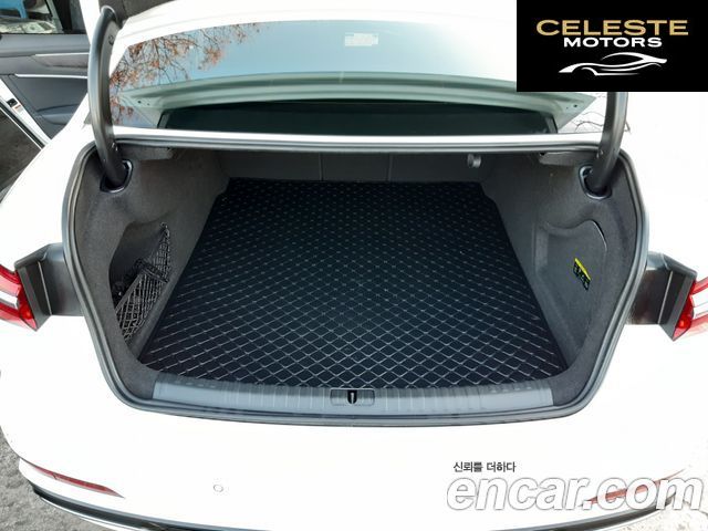 AUDI A6 (C8) 45 TFSI Premium 2021 — photo 14 sur 26