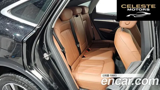 AUDI Q5 (FY) 40 TDI Quattro Sportback 2022 — photo 12 sur 20