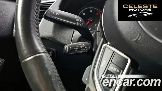 AUDI Q5 35 TDI Quattro Dynamic 2016 — photo 17 sur 20