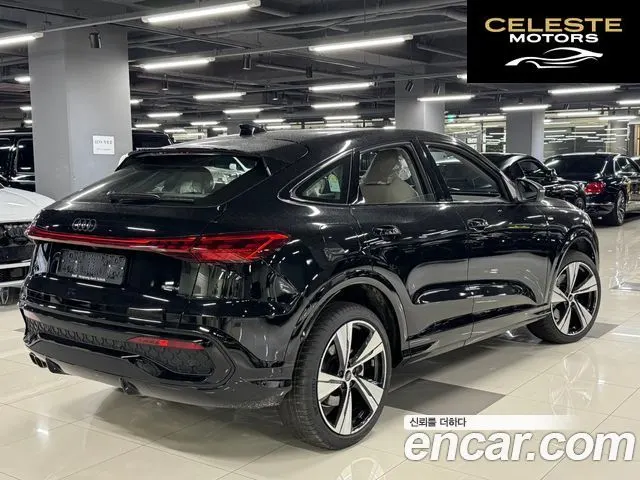 AUDI Q5 (80A) 40 TDI Quattro S Line Sportback 2025 — photo 3 sur 17