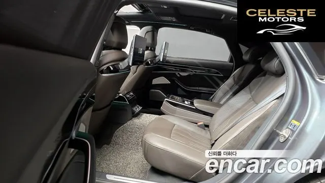 AUDI A8 (D5) 55 TFSI Quattro LWB 2021 — photo 13 sur 20
