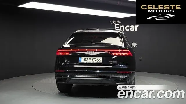 AUDI Q8 (4M) 55 TFSI Quattro Premium 2021 — photo 4 sur 26